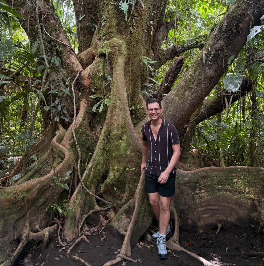 Jam in front of a large tree in the Costa Rican forest